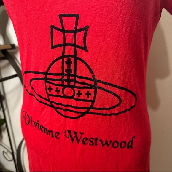 Designer Red Space Planet Graphic Top - Picture 3 of 4